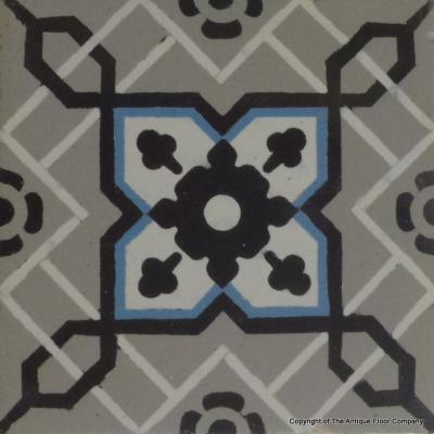 22m2+ antique ceramic Belgian floor with twin borders