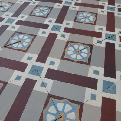 1.75m2 antique ceramic encaustic tiles c.1920-1930