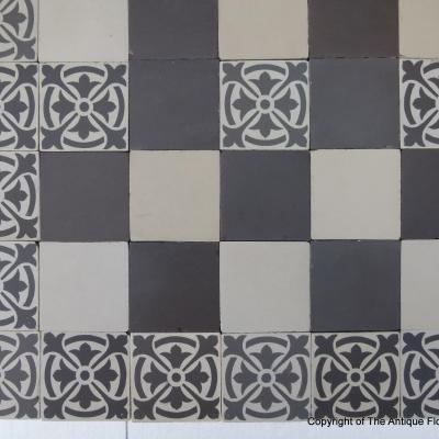 14m2+ antique French damier ceramic floor of three field tiles