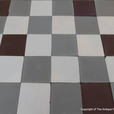 1.5m2 of St Juste damier ceramic floor tiles 