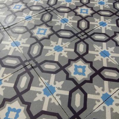 6.5m2 antique ceramic floor tiles in cool tones pre-1912