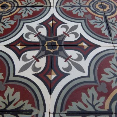 A warm and magnificently detailed Maubeuge period floor