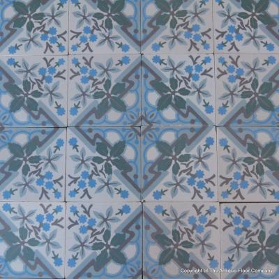 A 12.25m2 antique ceramic floor in a cool palette – early 20th century