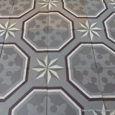 A small c.4.2m2+ / 45.2 sq ft Boch Freres ceramic floor c.1900 