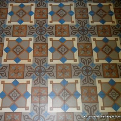 18.75m2 / 200 sq ft antique Belgian ceramic floor with double borders