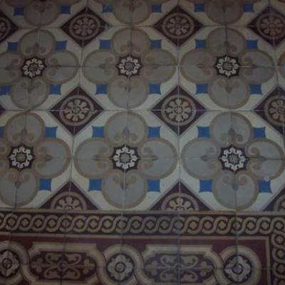 18.25m2 Sand & Cie Ceramic floor with ornate motif