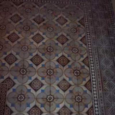 18.25m2 Sand & Cie Ceramic floor with ornate motif